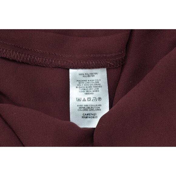 LOFT Beach Red Blouse M - NWT, Polyester, Back Zip Mock Neck Red Burgundy - Picture 8 of 8